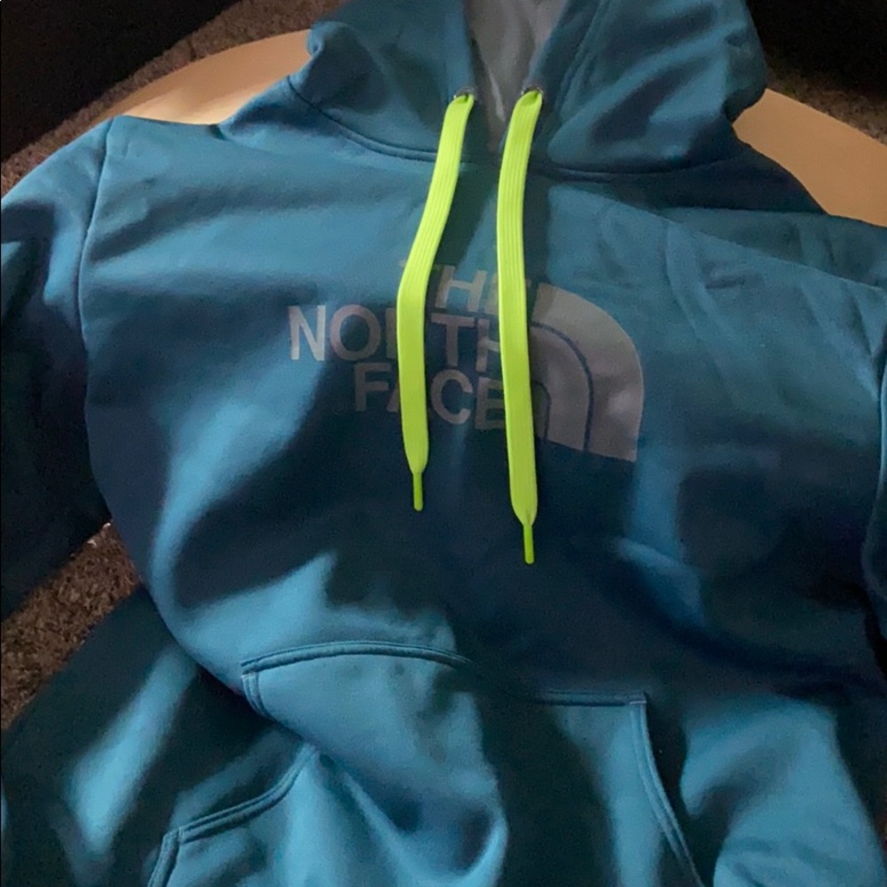 Sweat shirt